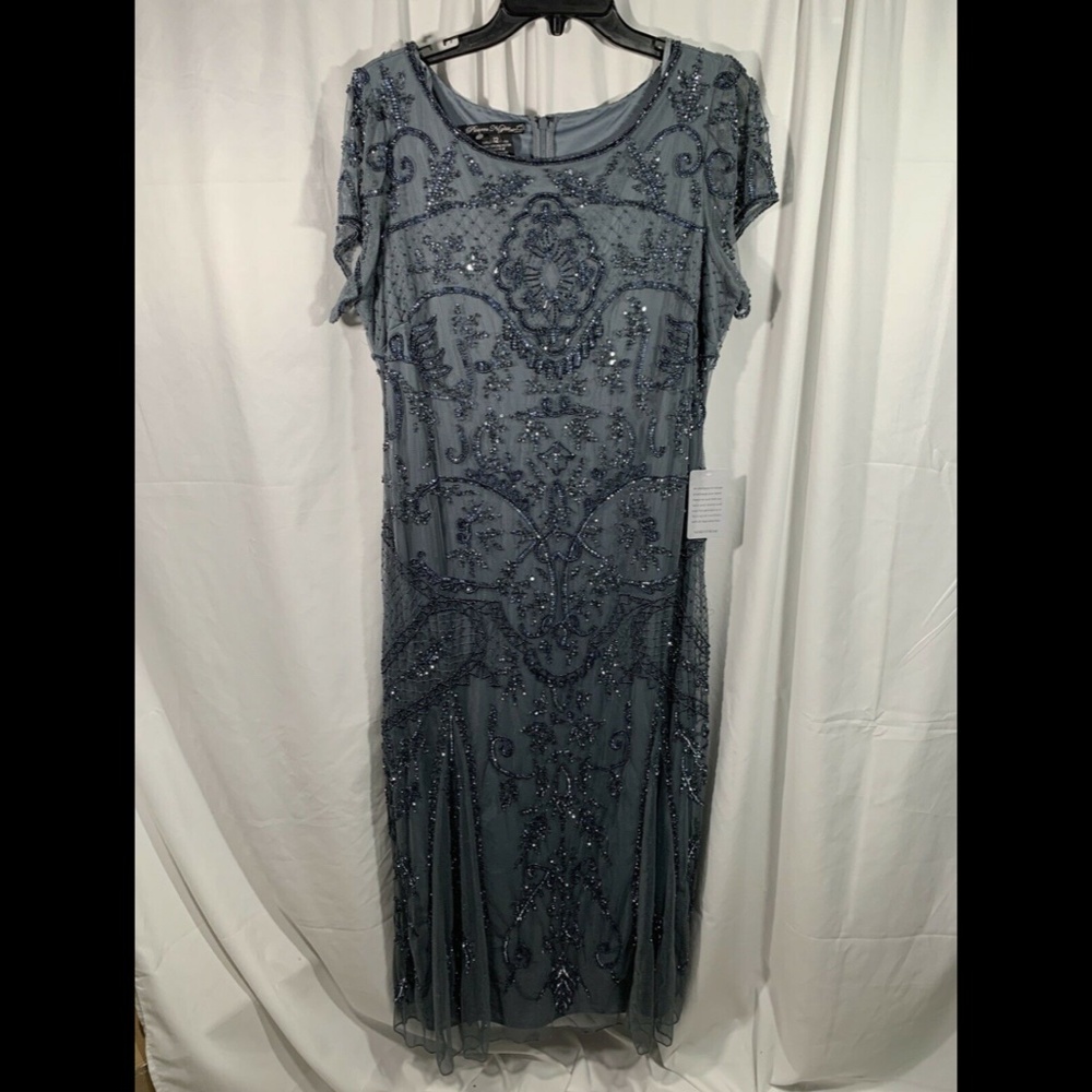 NEW Pisarro Nights Embellished Mesh Gown in‎ Steel [SZ 12 ] - Picture 4 of 11